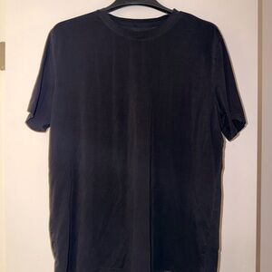 Youngla Perfect Tee model 411